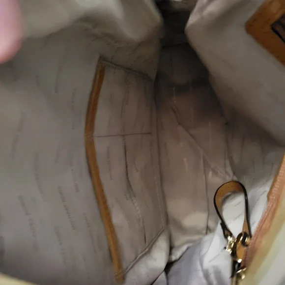 NWOT Michael Kors Medium Backpack - Picture 2 of 6